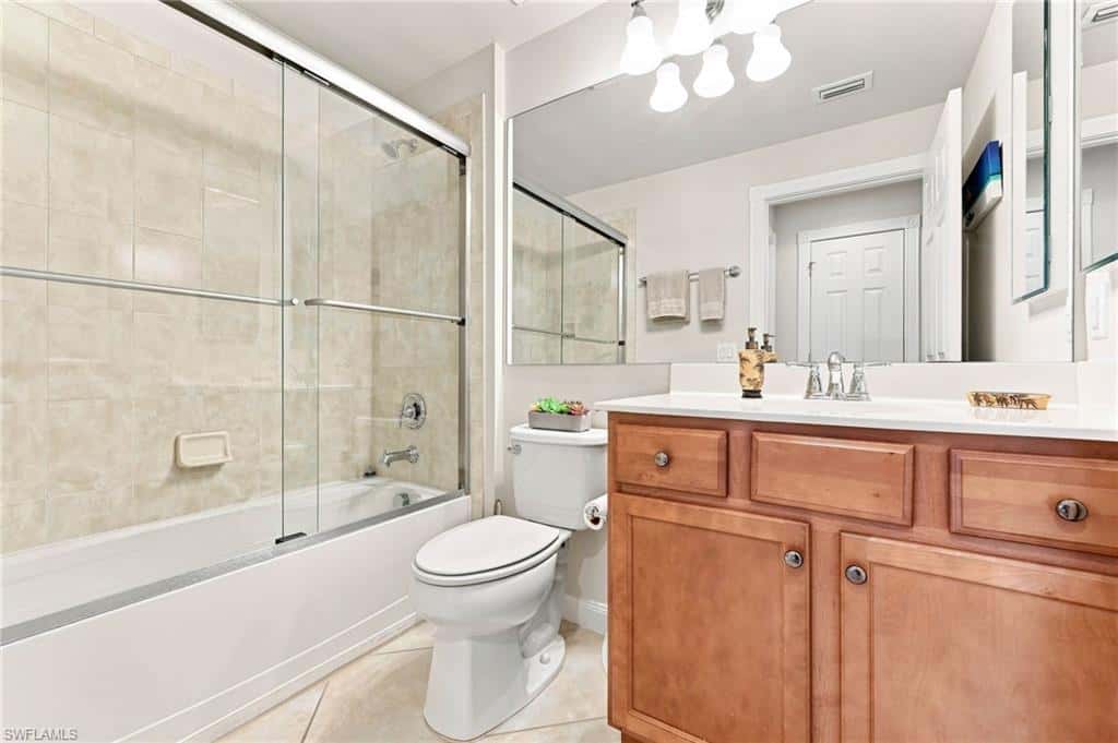 8664 Genova Ct, Naples, photo 22