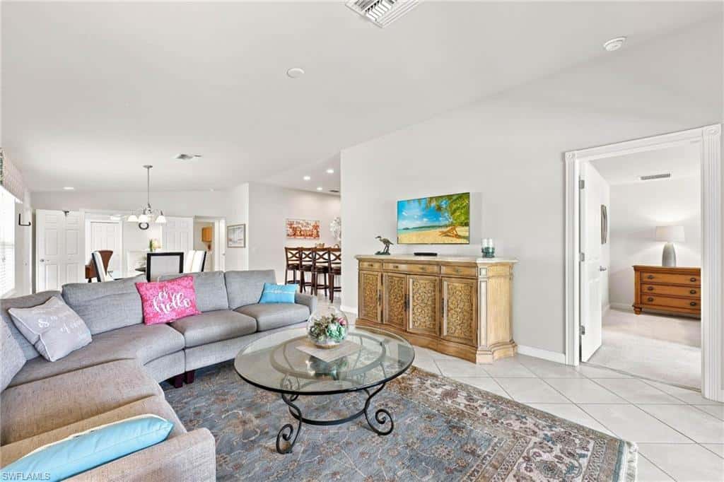 8664 Genova Ct, Naples, photo 5