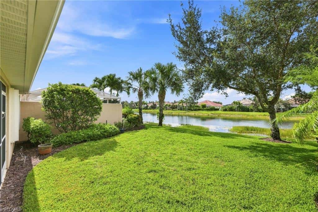 8664 Genova Ct, Naples, photo 30