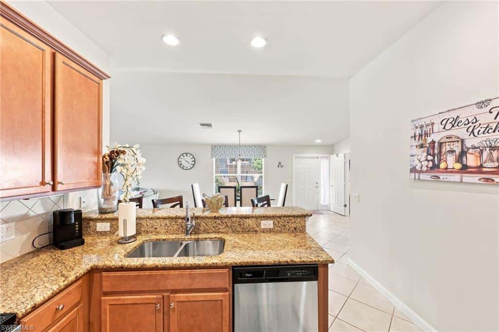 8664 Genova Ct, Naples, photo 14