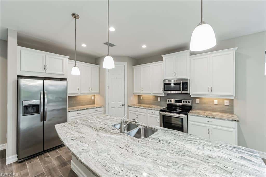 16246 Aberdeen Way, Naples, photo 6