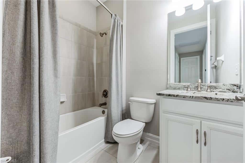 16246 Aberdeen Way, Naples, photo 12