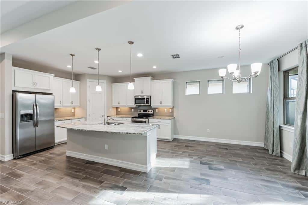 16246 Aberdeen Way, Naples, photo 7