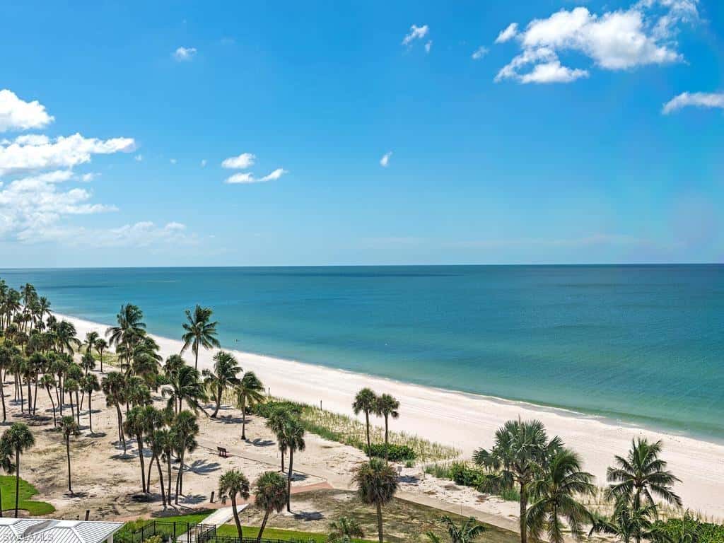 4051 Gulf Shore Blvd #805, Naples, photo 12