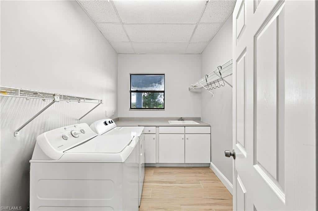 1330 Purple Martin Dr, Naples, photo 28
