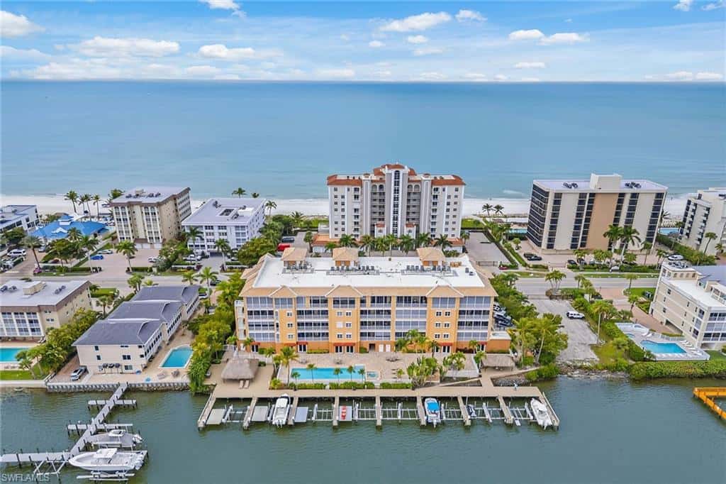 9566 Gulf Shore Dr #201, Naples, photo 31