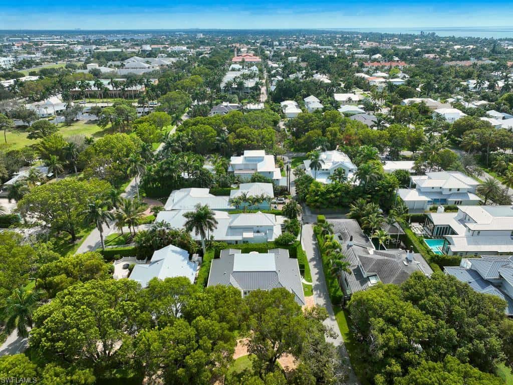 570 2nd Ave, Naples, photo 36