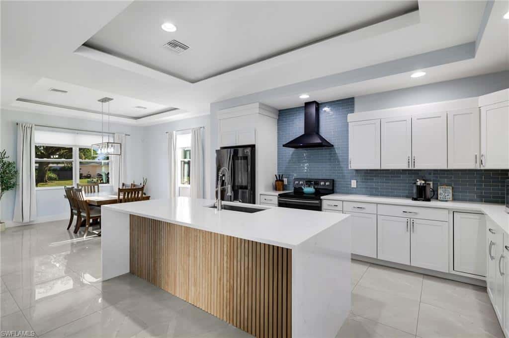 1252 Biltmore Dr, Fort Myers, photo 6