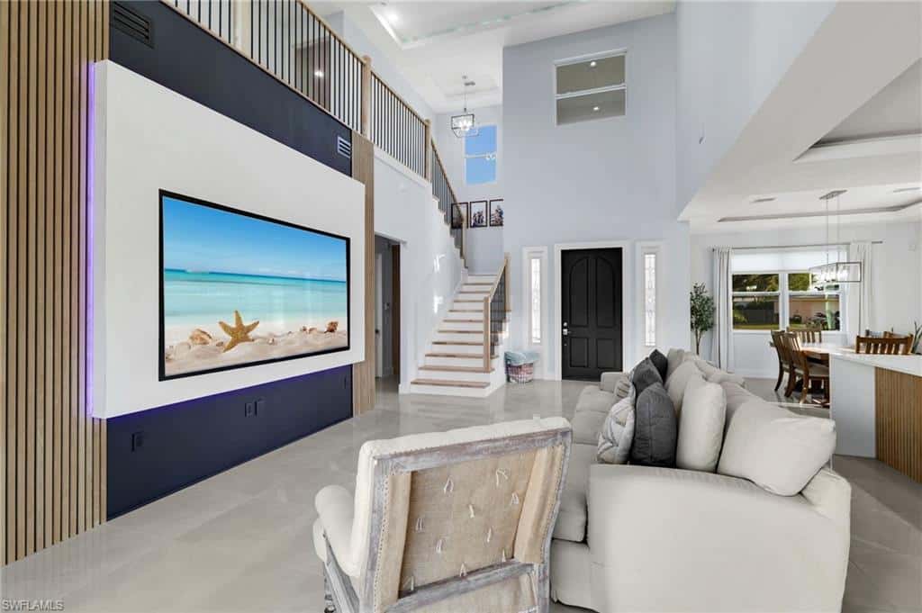 1252 Biltmore Dr, Fort Myers, photo 5