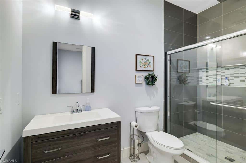 1252 Biltmore Dr, Fort Myers, photo 39