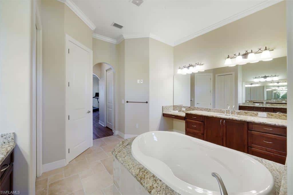 1621 43rd Ter, Cape Coral, photo 17