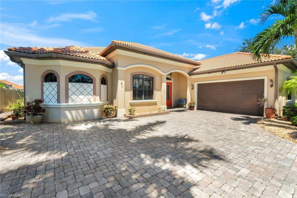 1621 43rd Ter, Cape Coral, photo 4