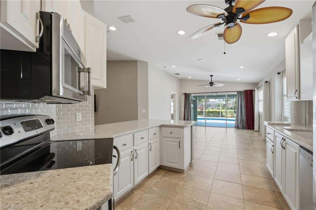 28207 Islet Trl, Bonita Springs, photo 13
