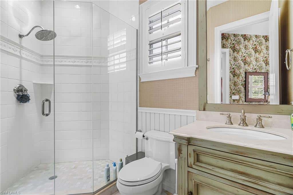 15800 Glenisle Way, Fort Myers, photo 32