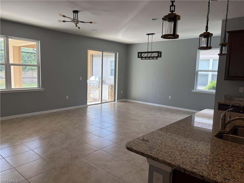 3272 Royal Gardens Ave, Fort Myers, photo 4