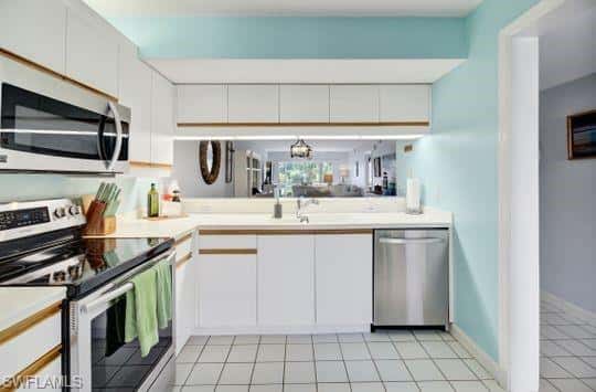 2420 Hidden Lake Dr #5, Naples, photo 29