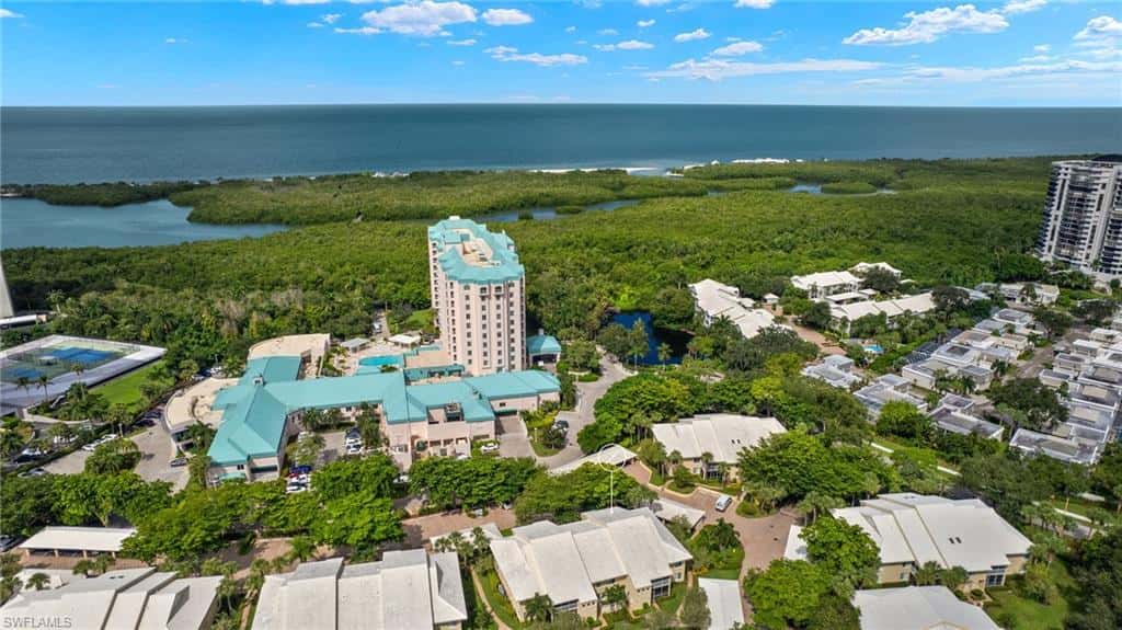 5817 Glencove Dr #405, Naples, photo 14