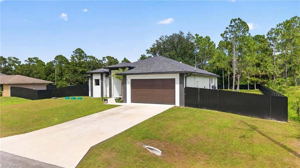 414 Highland Ave, Lehigh Acres, photo 27