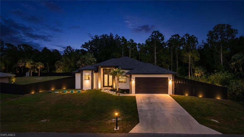 414 Highland Ave, Lehigh Acres, photo 38