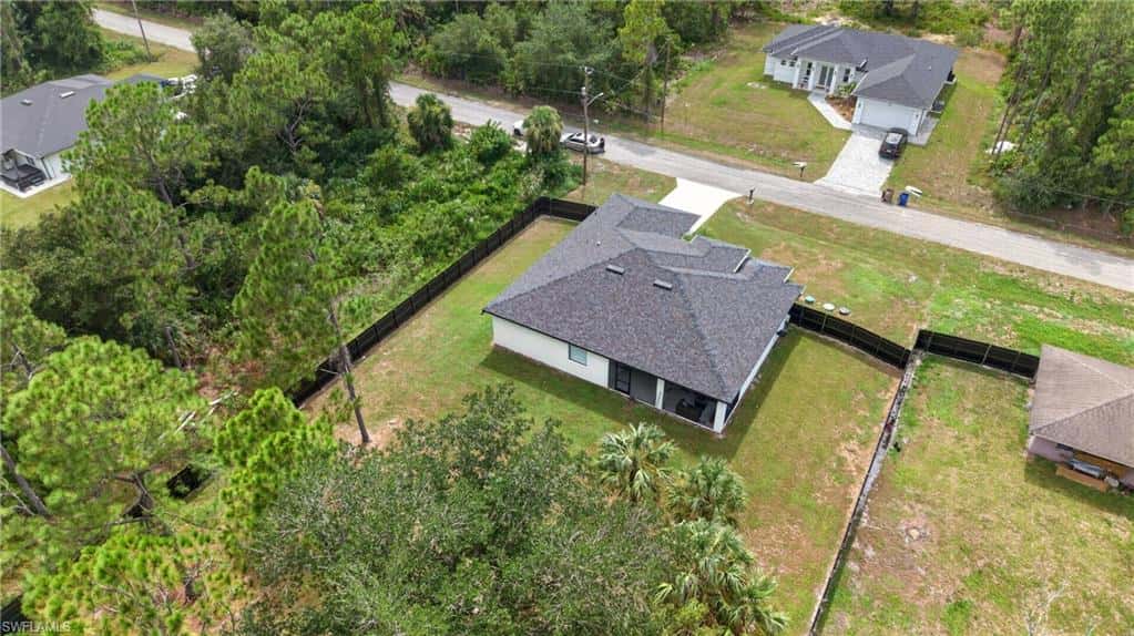 414 Highland Ave, Lehigh Acres, photo 37