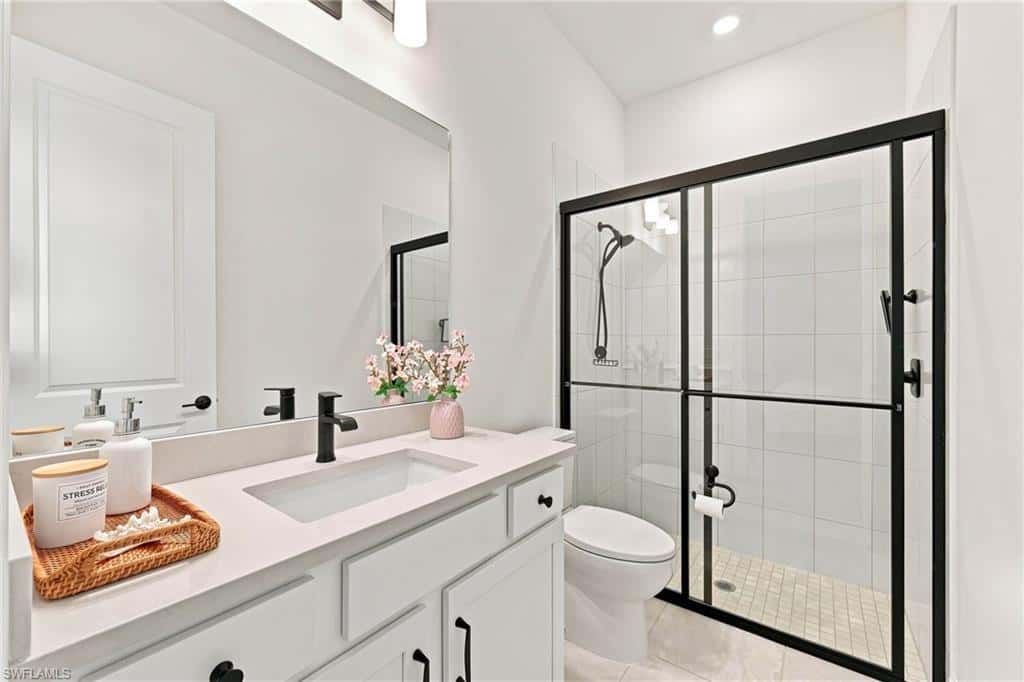 15633 Triesta Ln, Naples, photo 36