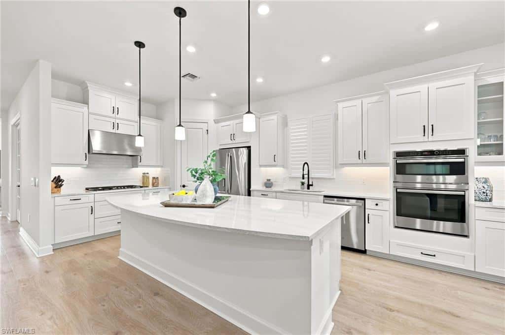 15633 Triesta Ln, Naples, photo 9