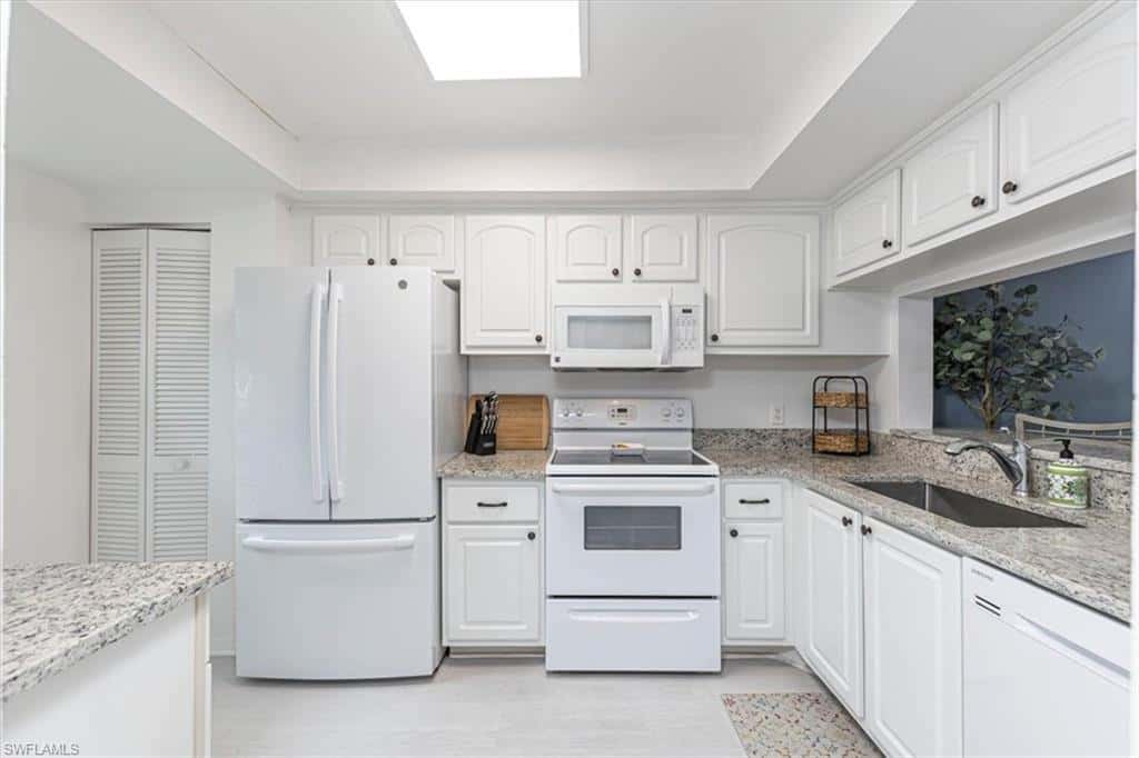 705 Augusta Blvd #4, Naples, photo 11