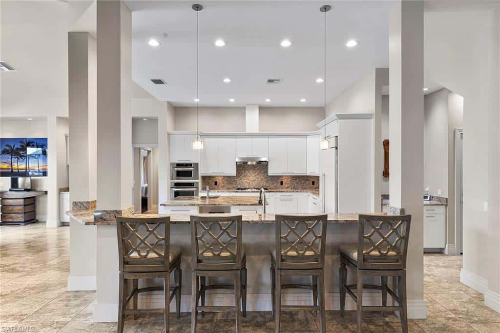 580 Goldcoast Ct, Marco Island, photo 13