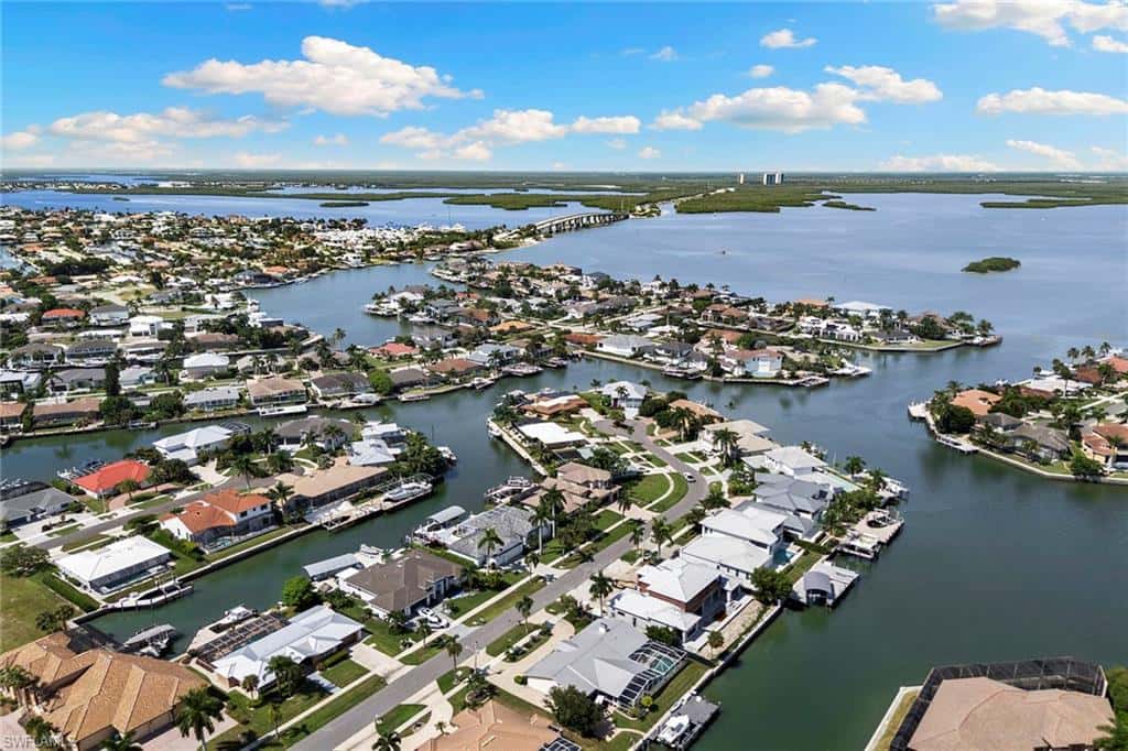 580 Goldcoast Ct, Marco Island, photo 43