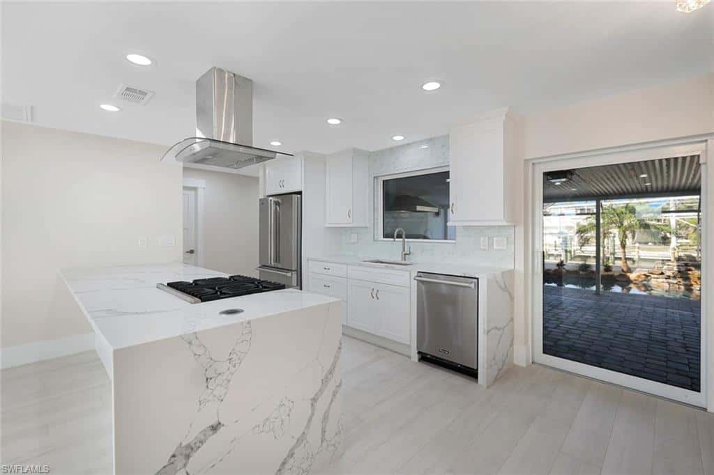 22 Palmview Blvd, Fort Myers Beach, photo 14