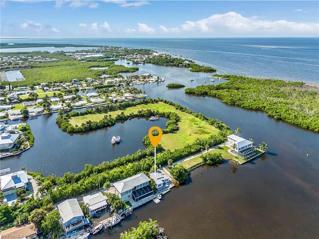 16376 Antigua Way, Bokeelia, photo 12