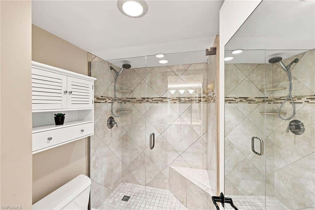 10475 Gulf Shore Dr #114, Naples, photo 17