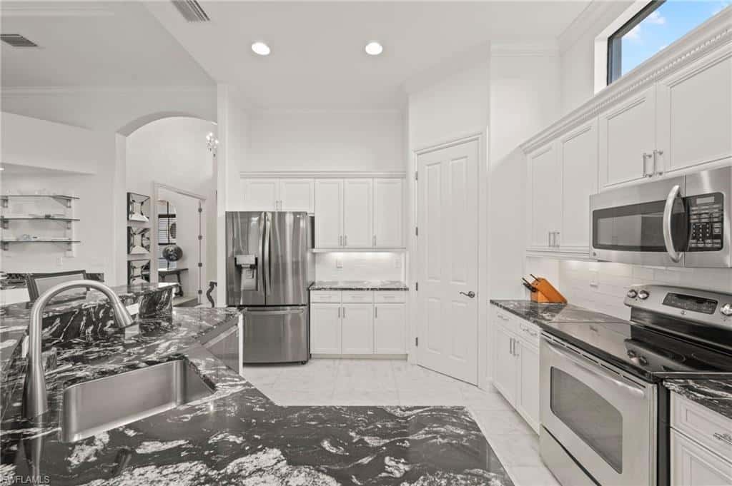 15855 Secoya Reserve Cir, Naples, photo 8