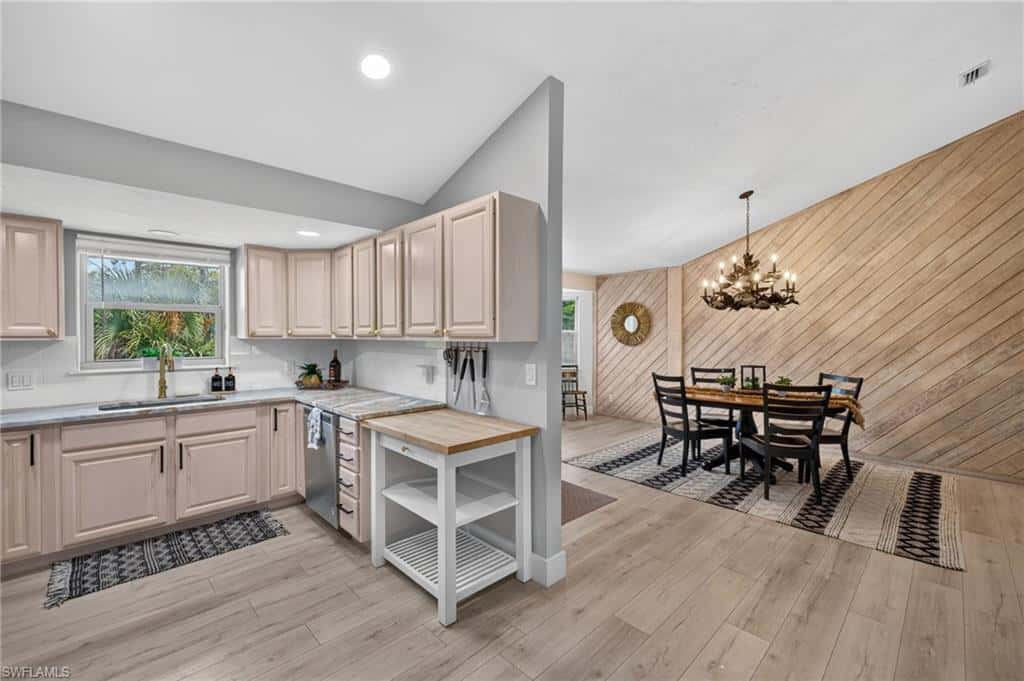 9076 Mockingbird Dr, Sanibel, photo 14