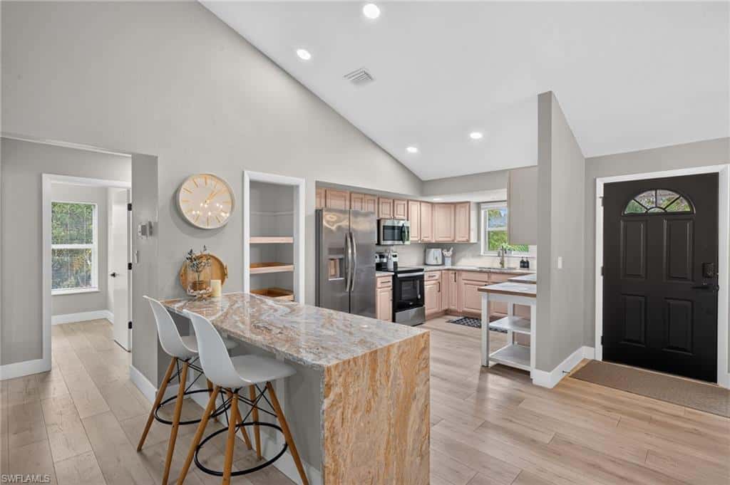 9076 Mockingbird Dr, Sanibel, photo 11