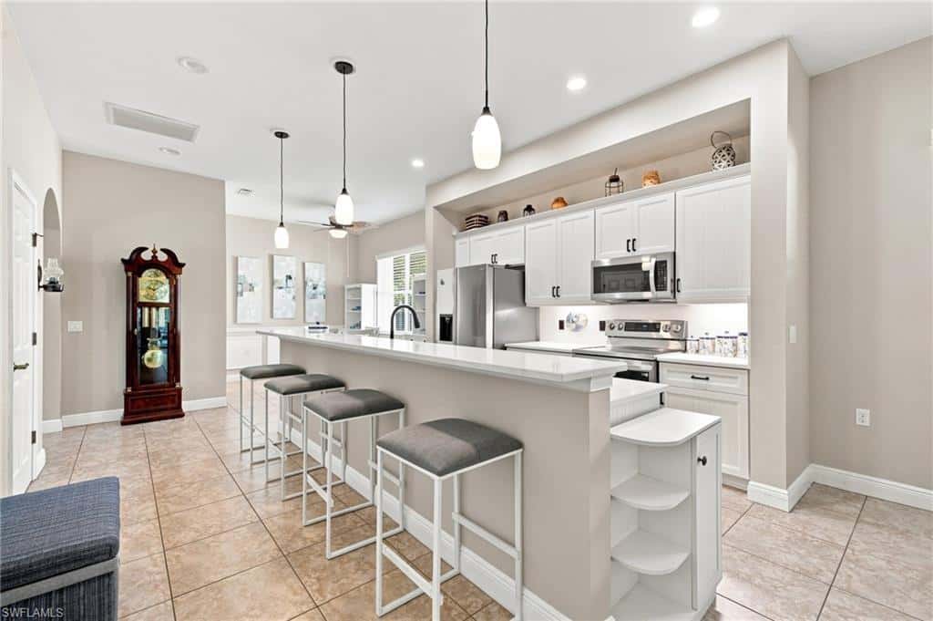 10694 Camarelle Cir, Fort Myers, photo 14