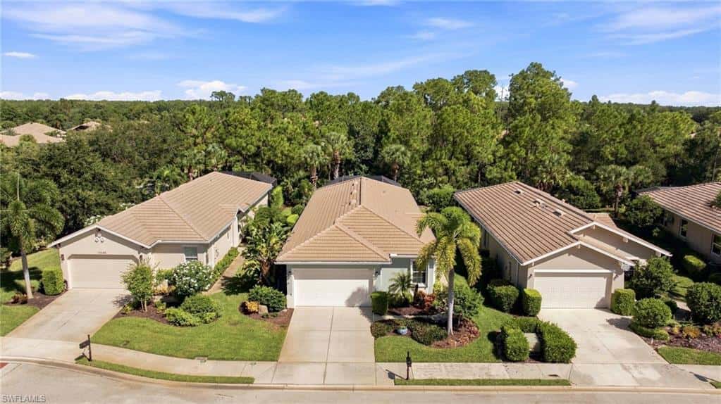 10694 Camarelle Cir, Fort Myers, photo 24