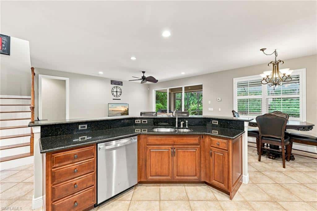 19790 Maddelena Cir, Estero, photo 10