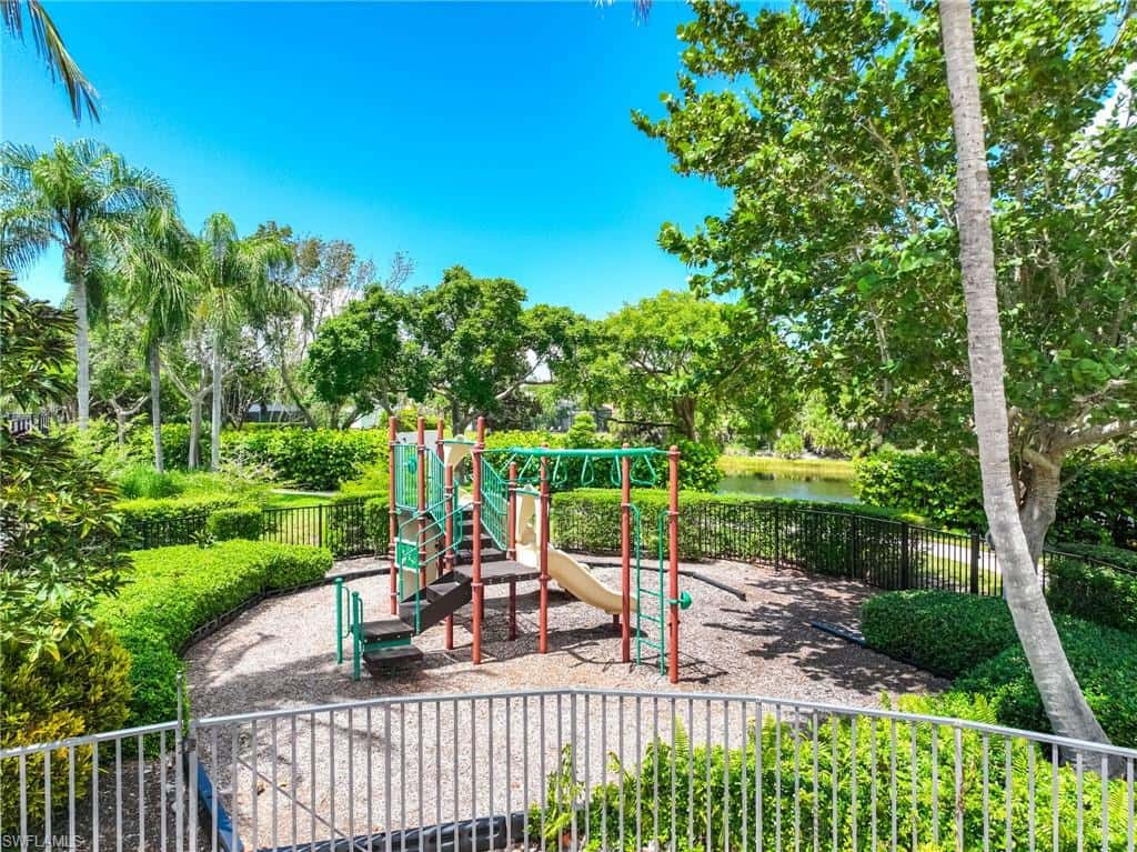 19790 Maddelena Cir, Estero, photo 35