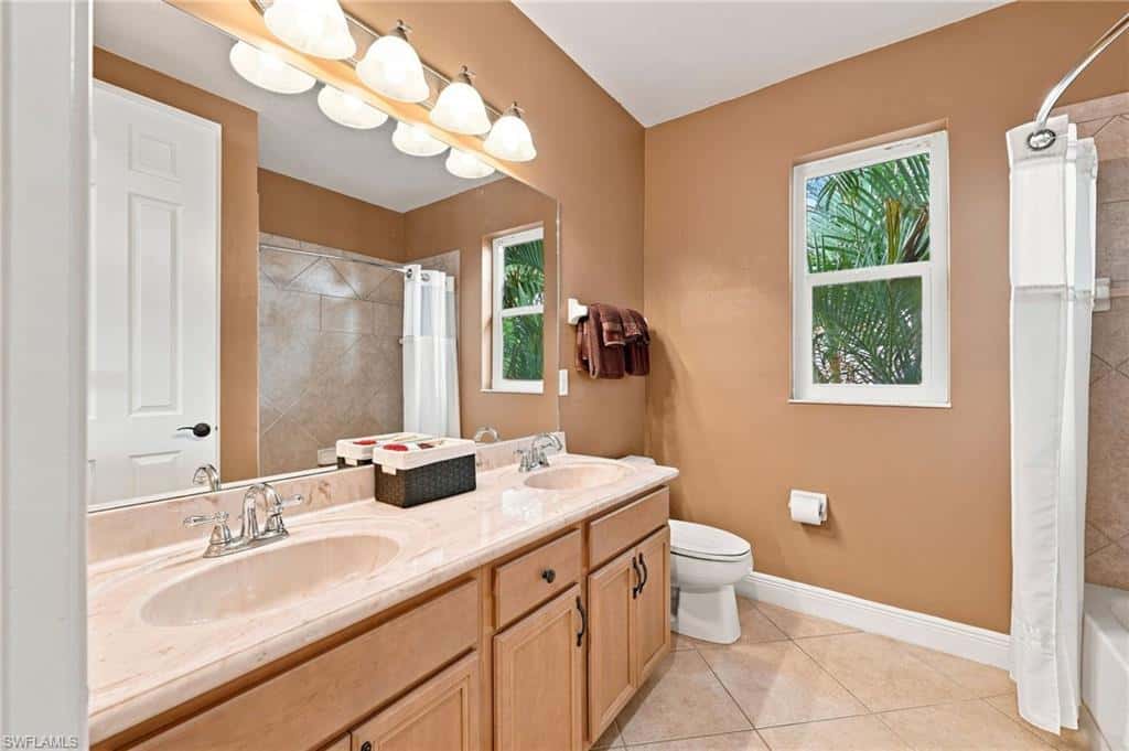 19790 Maddelena Cir, Estero, photo 21