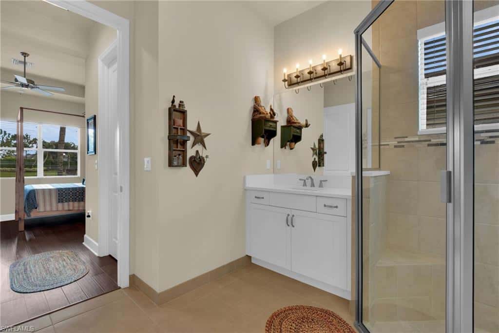 16318 Vivara Pl, Bonita Springs, photo 23