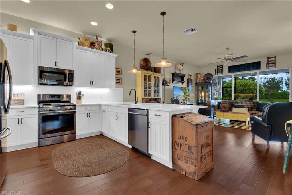 16318 Vivara Pl, Bonita Springs, photo 12