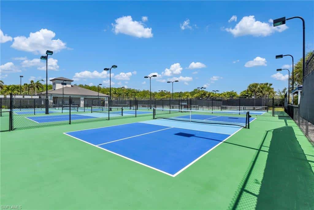 16318 Vivara Pl, Bonita Springs, photo 45