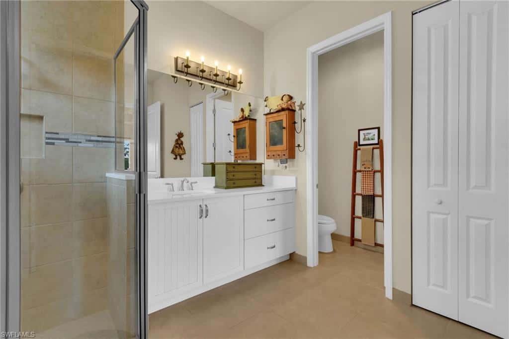 16318 Vivara Pl, Bonita Springs, photo 21