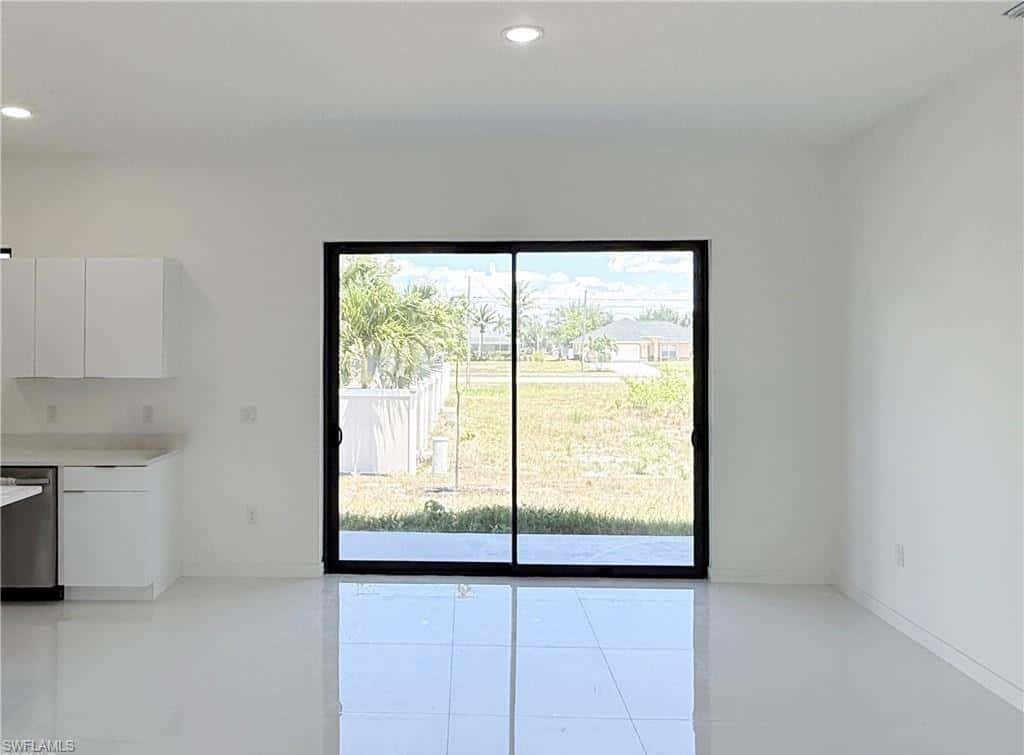 4331 31st Ter, Cape Coral, photo 5