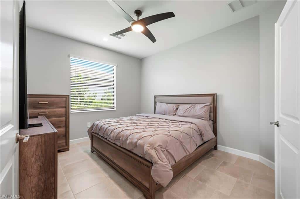 19568 Hinkley Dr, Estero, photo 14