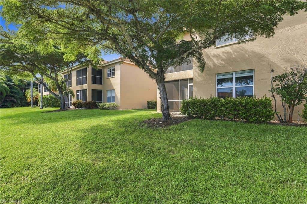 6560 Huntington Lakes Cir #104, Naples, photo 30