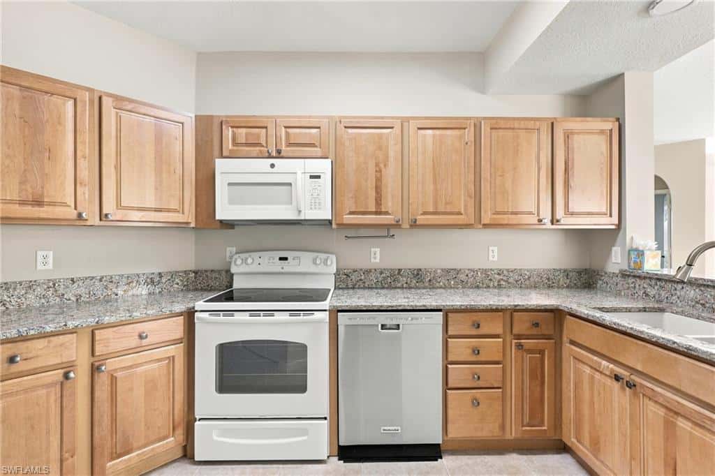 6560 Huntington Lakes Cir #104, Naples, photo 10
