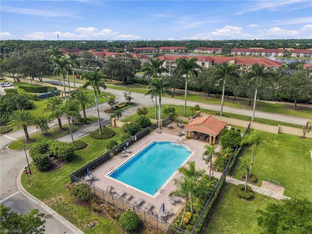 6560 Huntington Lakes Cir #104, Naples, photo 44