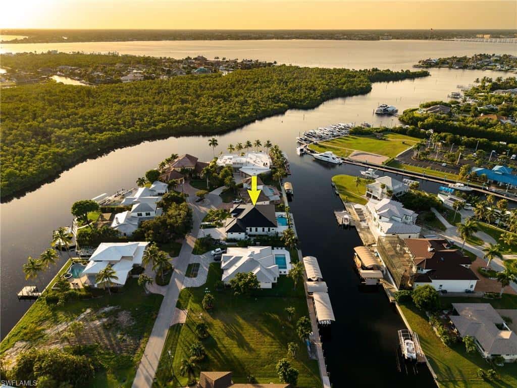111 Montrose Dr, Fort Myers, photo 46